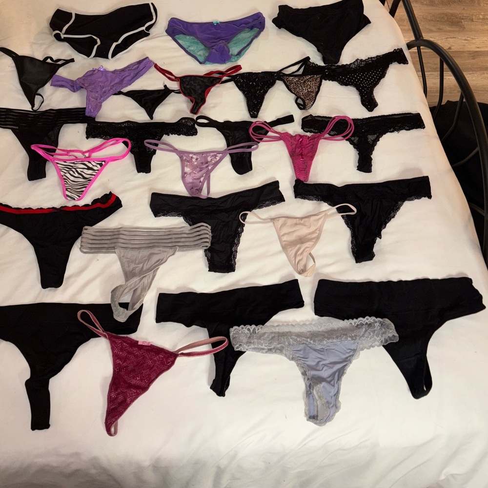 Assorted Women's Bottoms - Read Description